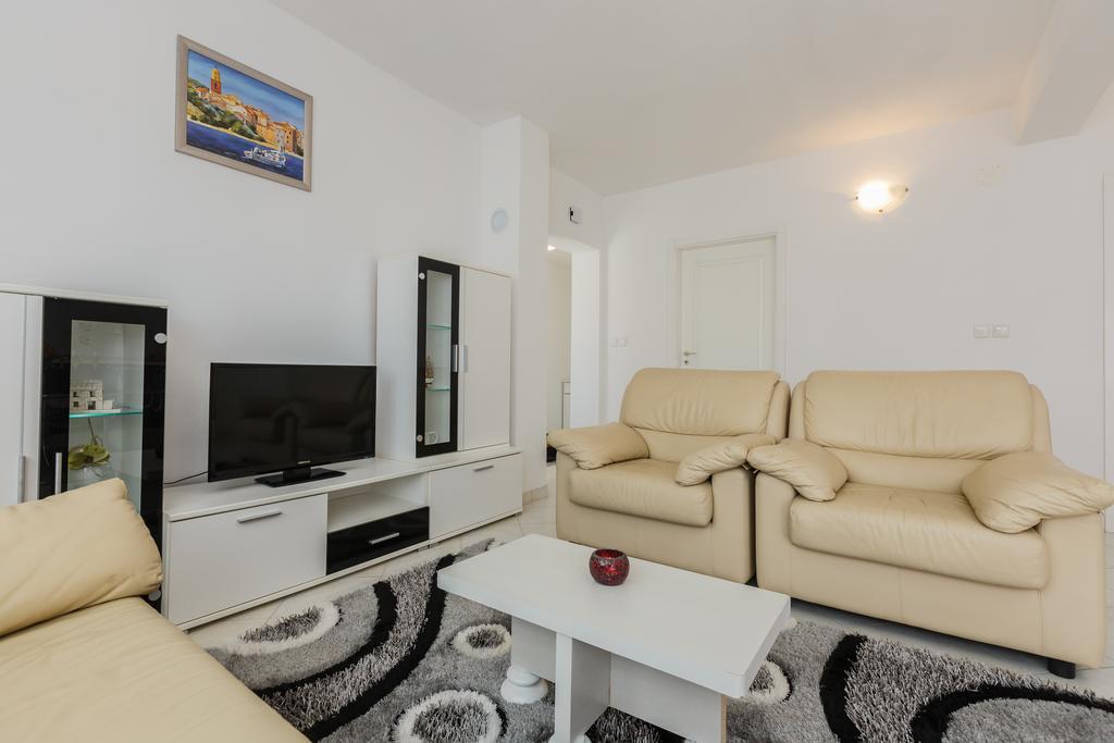 Apartment Anna Каштела Екстер'єр фото