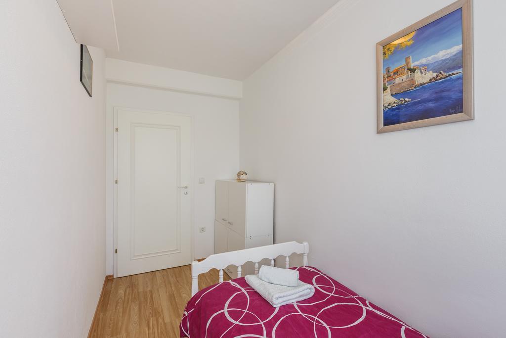 Apartment Anna Каштела Екстер'єр фото